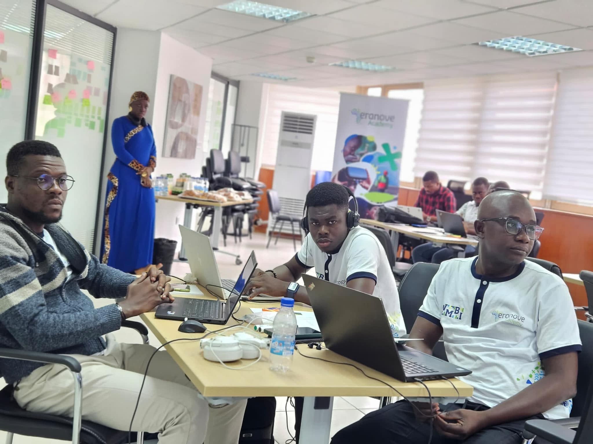 Wmbi Nos étudiants de la Licence Pro WMBI relèvent le défi du Hackathon de 6 ...